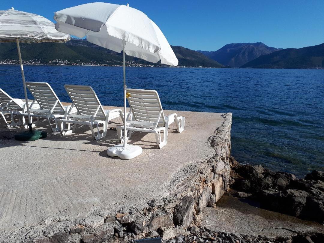 Apartments Sino More Tivat Exterior photo