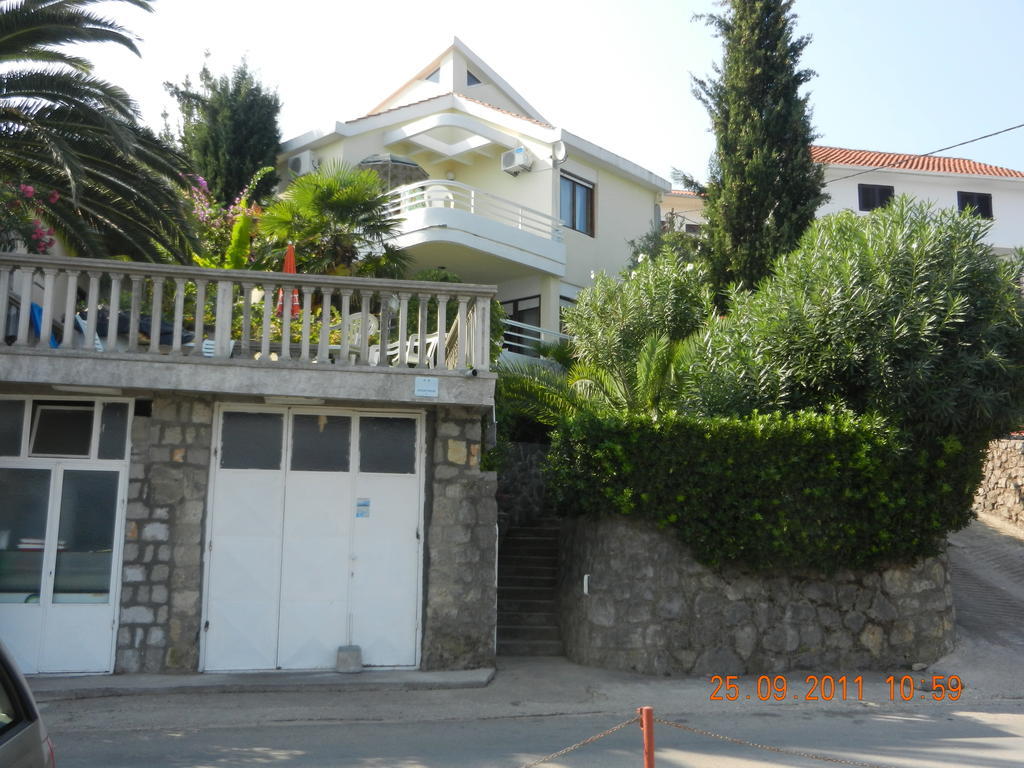 Apartments Sino More Tivat Exterior photo